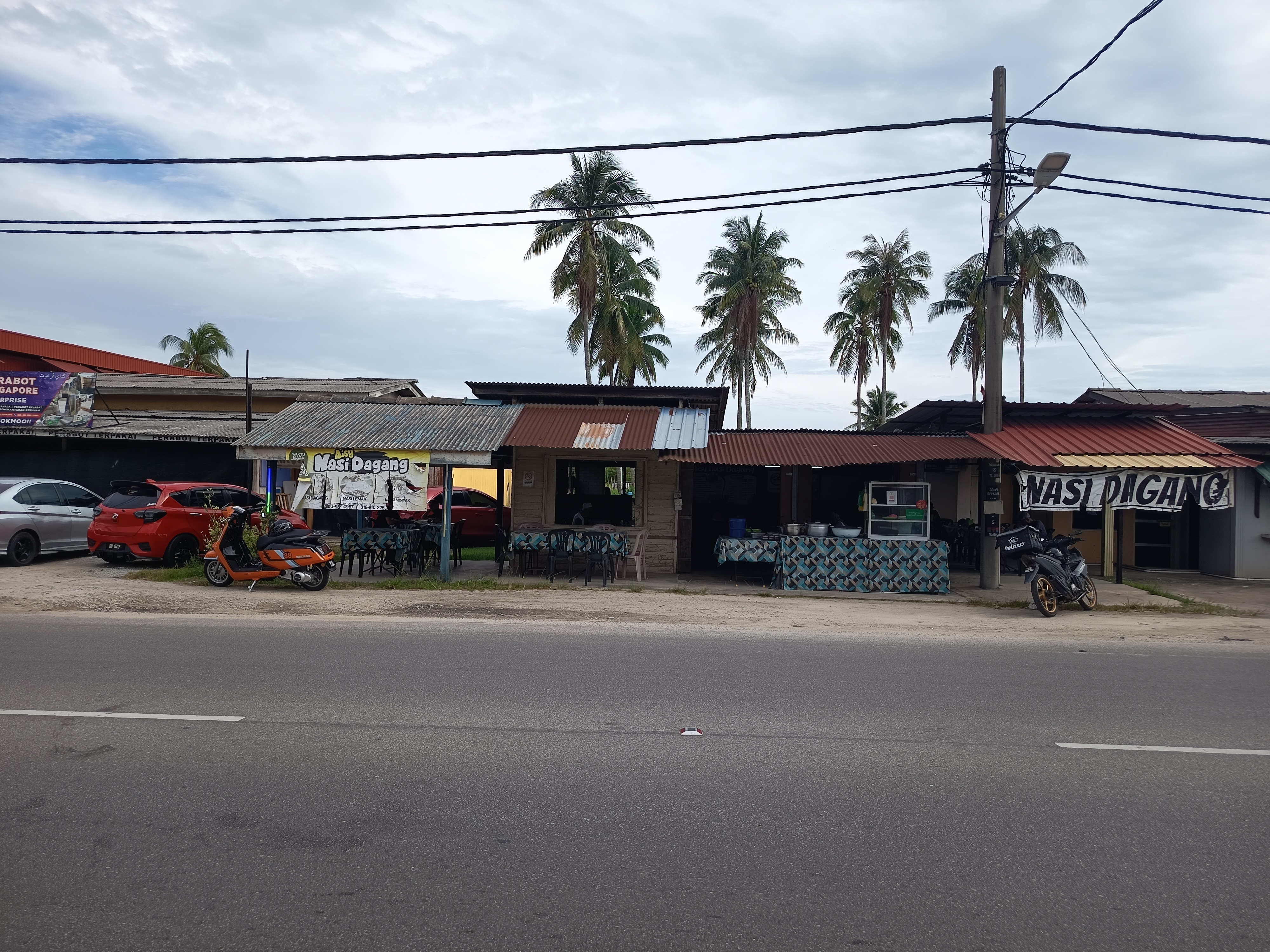 Aisy nasi dagang gong pok jin banner